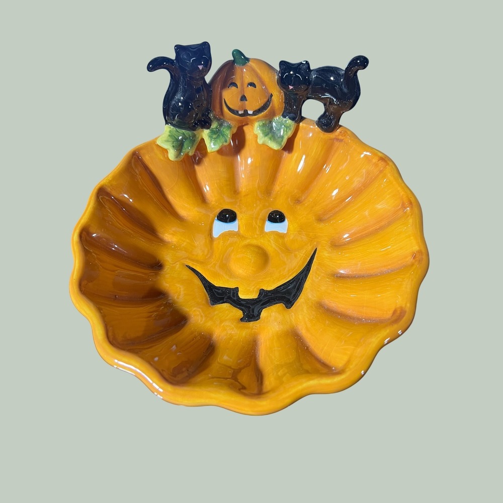 Halloween Ceramic Jack-O-Lantern Pumpkin Candy Bowl Black Cats Vintage Style